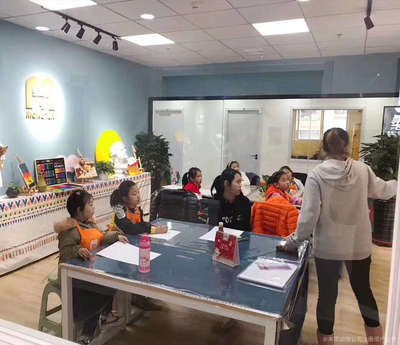 智翔(大連)教育咨詢(xún)服務(wù) 專(zhuān)業(yè)導(dǎo)航，點(diǎn)亮求學(xué)與職業(yè)發(fā)展之路